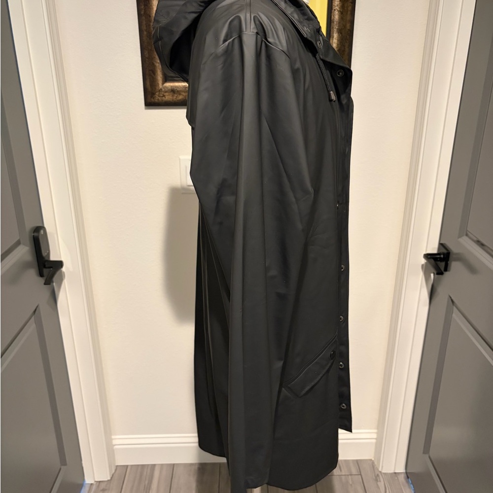 Rains Black Mens Rain Trench Coat with Hood - Picture 2 of 5